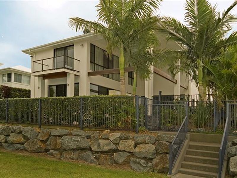 21 Brindabella Close, Coomera Waters QLD 4209