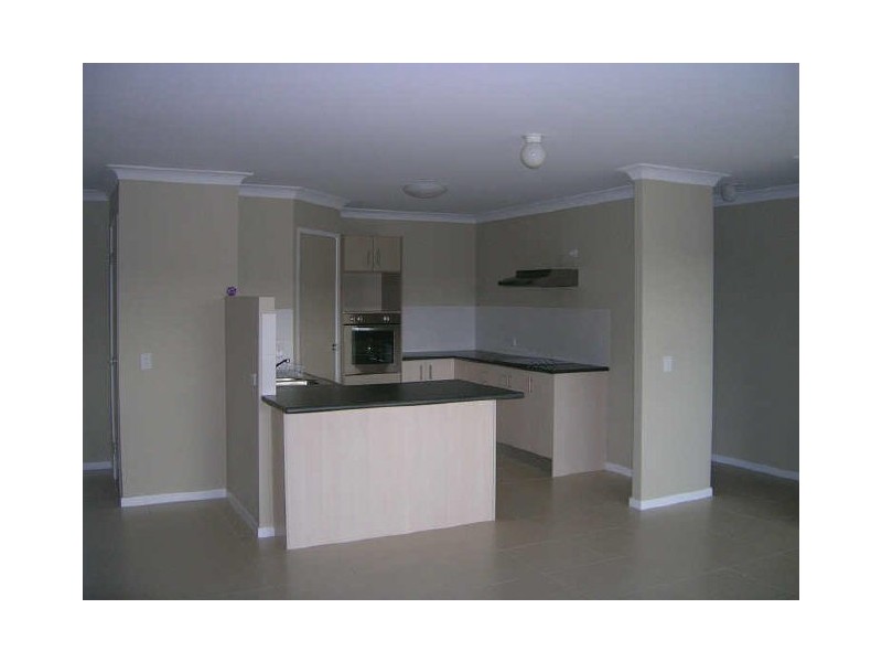 1/12 Mocha Way, Pimpama QLD 4209