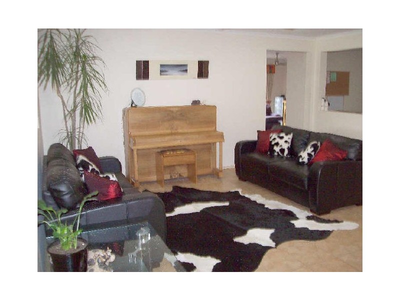 9 Saville Road, Upper Coomera QLD 4209