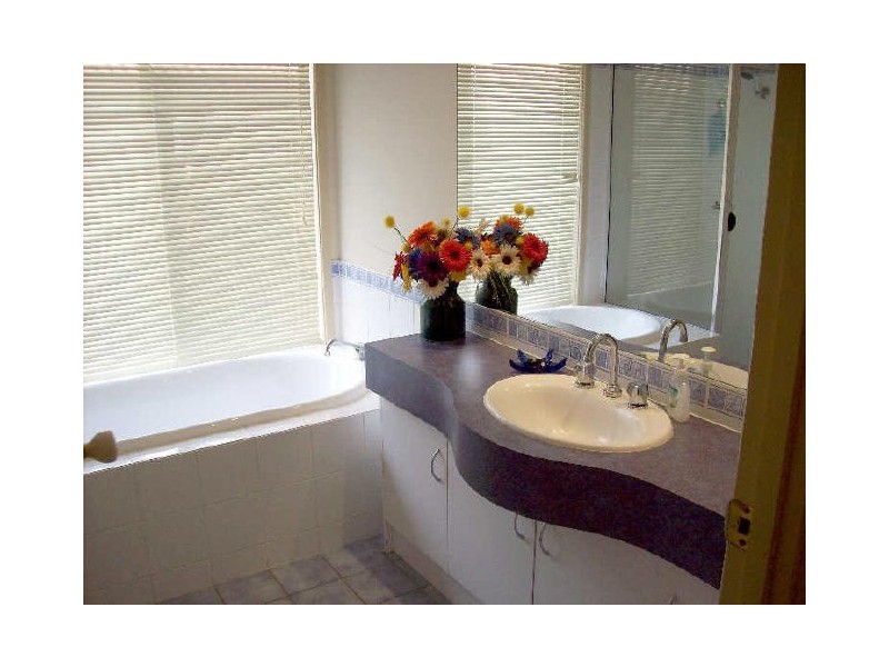 9 Saville Road, Upper Coomera QLD 4209