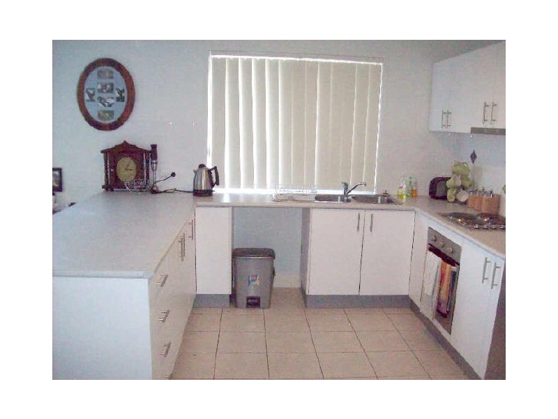 2/2 Sandhurst Crescent, Upper Coomera QLD 4209