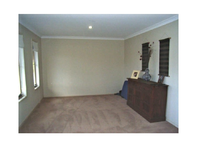 8 Bishopwood Court, Upper Coomera QLD 4209