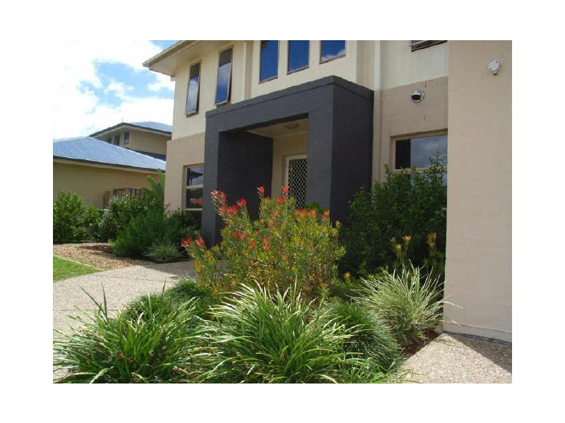 8 Bishopwood Court, Upper Coomera QLD 4209