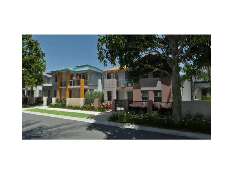 99 Broadwaters Ave, Hope Island QLD 4212