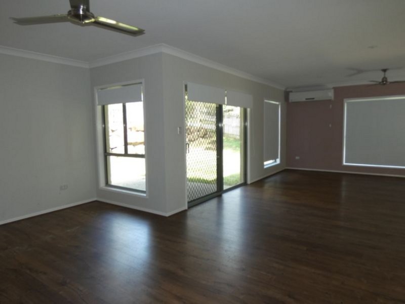 2 Prominent Crescent, Upper Coomera QLD 4209