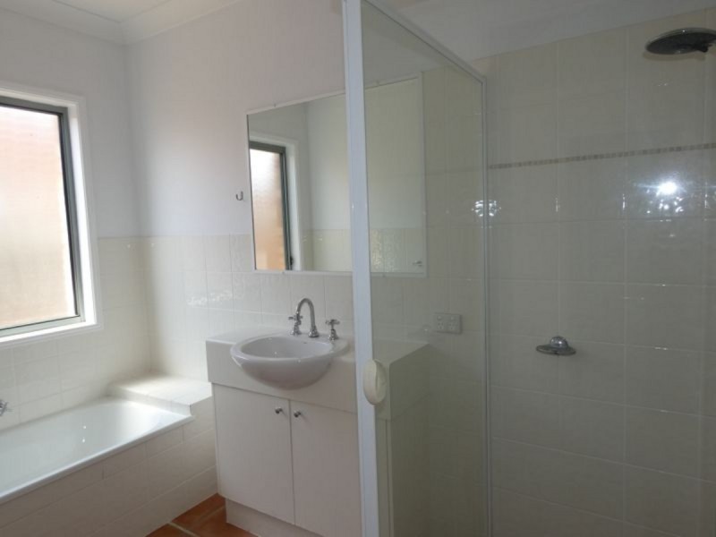 2 Prominent Crescent, Upper Coomera QLD 4209