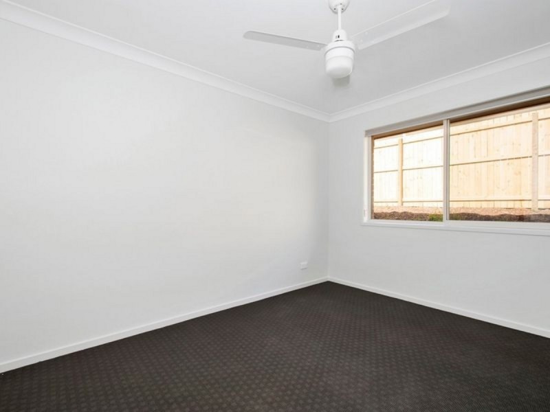 10 Oakwood Street, Pimpama QLD 4209