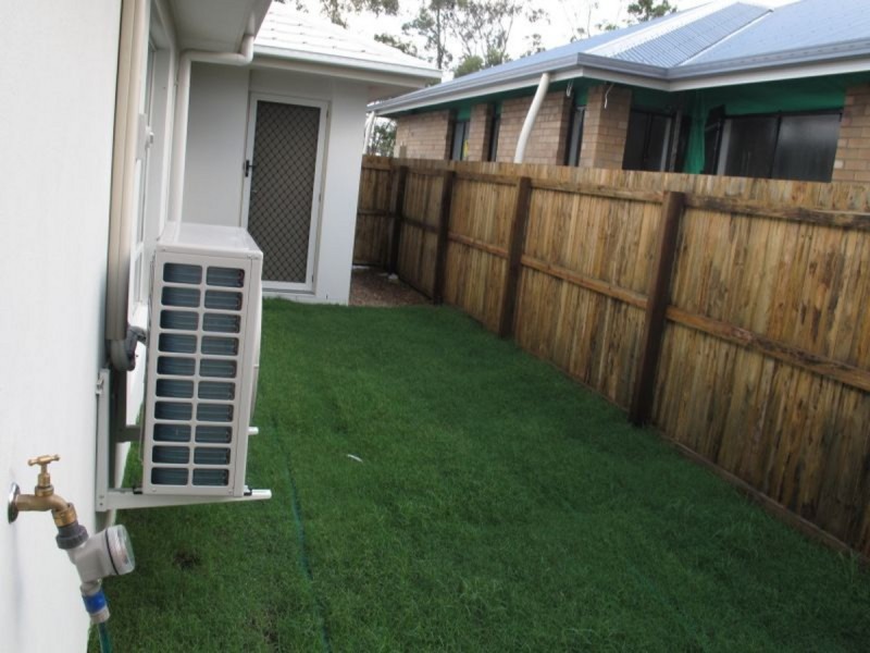 13 Coorong Street, Coomera QLD 4209