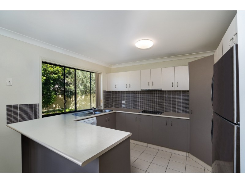 72 Billinghurst Crescent, Upper Coomera QLD 4209