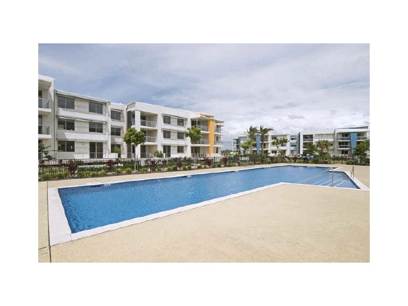 225/ 66 Sickle Avenue, Hope Island QLD 4212