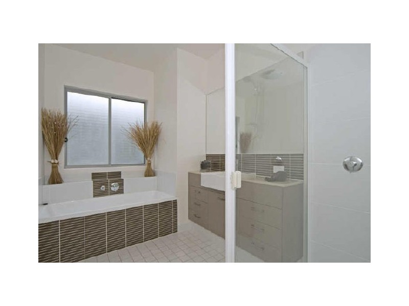 233/ 66 Sickle Avenue, Hope Island QLD 4212