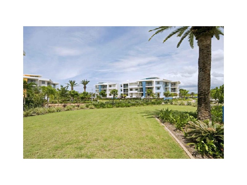 315/ 66 Sickle Avenue, Hope Island QLD 4212