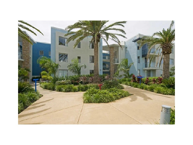 414/ 66 Sickle Avenue, Hope Island QLD 4212