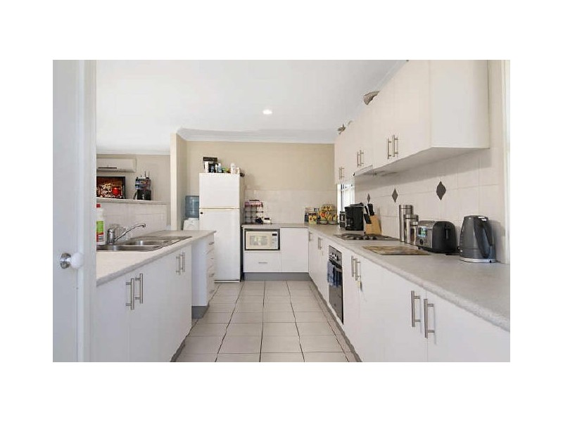 1/2 Sandhurst Crescent, Upper Coomera QLD 4209