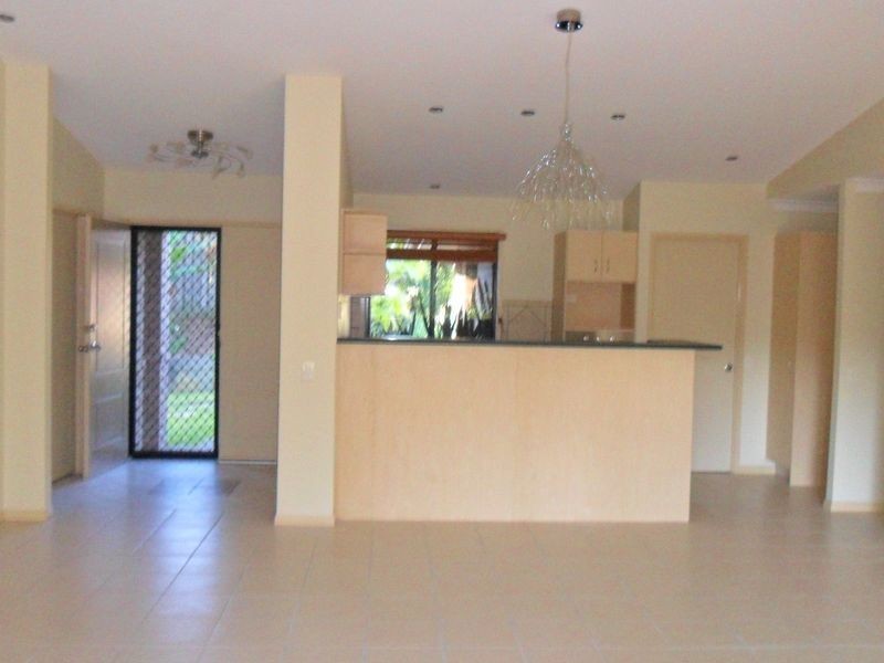16 Ferngrove Avenue, Upper Coomera QLD 4209