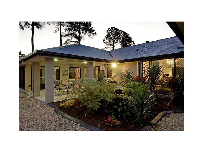 22 Sailaway Court, Coomera QLD 4209