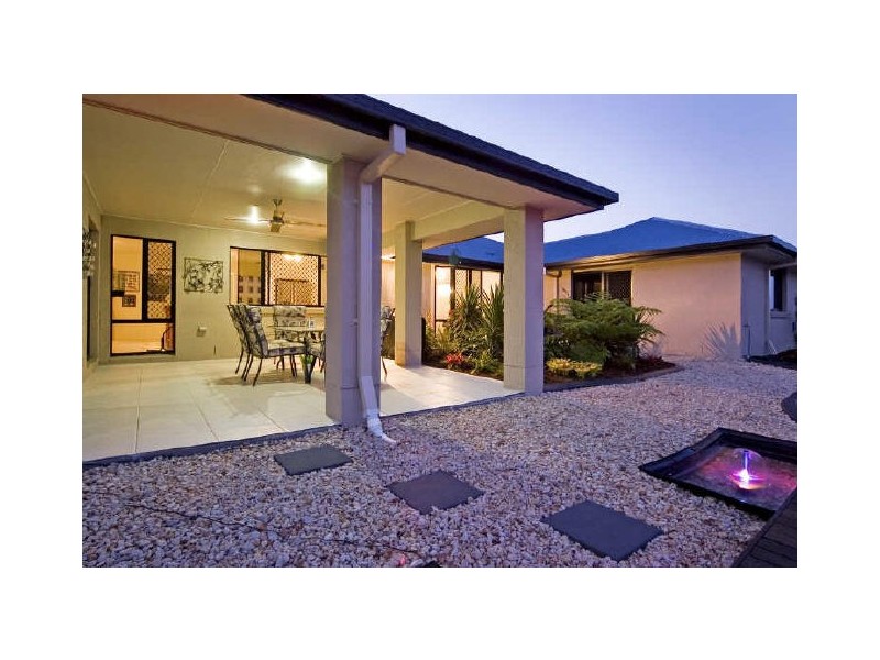 22 Sailaway Court, Coomera QLD 4209