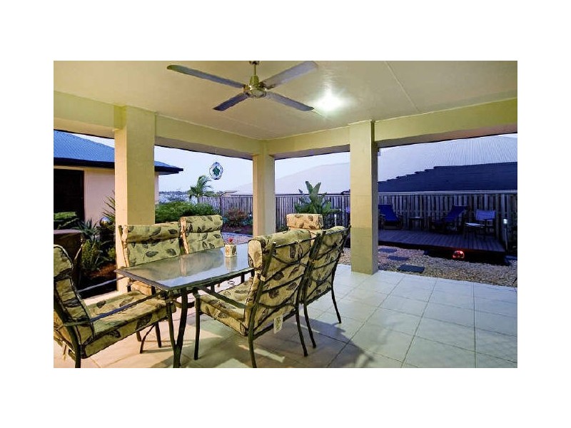 22 Sailaway Court, Coomera QLD 4209