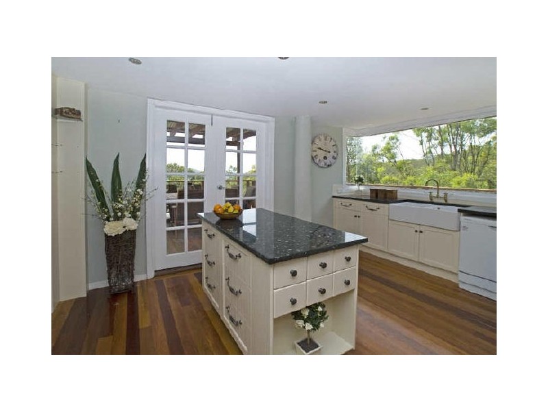 90 Holyrood Road, Maudsland QLD 4210