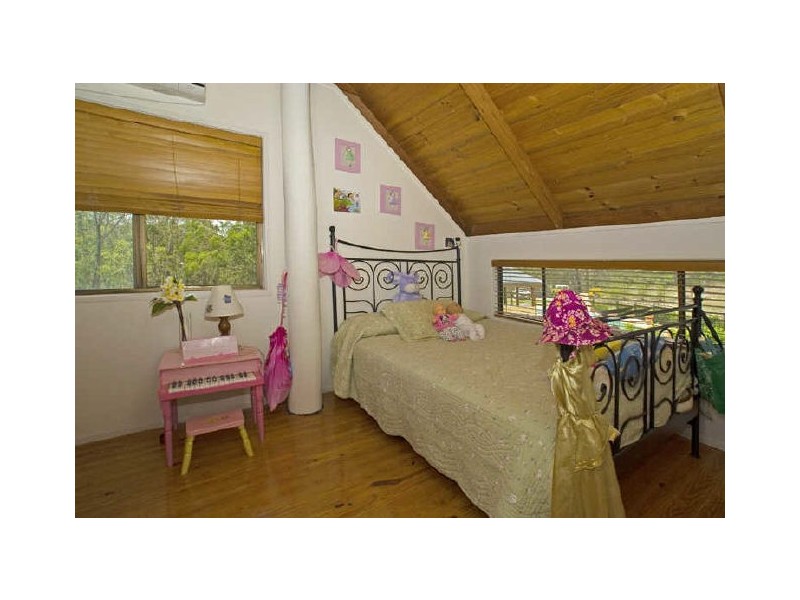 90 Holyrood Road, Maudsland QLD 4210