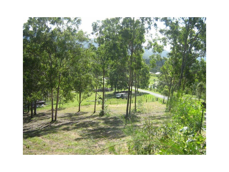 90 Holyrood Road, Maudsland QLD 4210