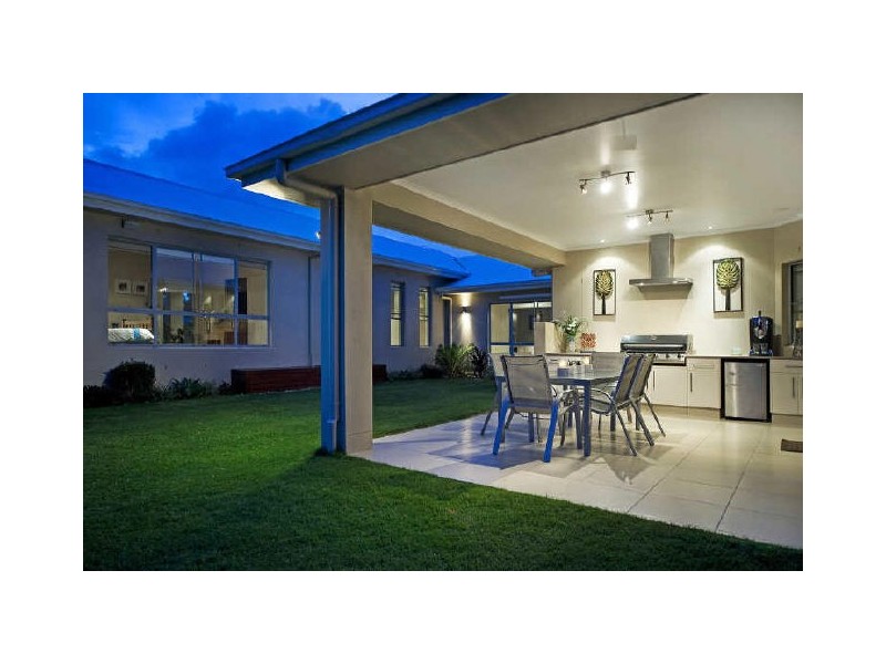 5 Infinity Court, Coomera Waters QLD 4209
