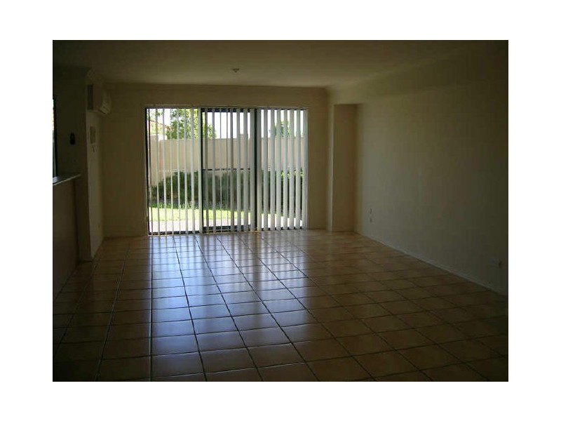 1/1 Secondary Street, Upper Coomera QLD 4209