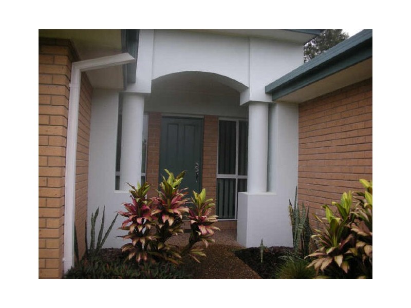 3 Waverley Park Close, Oxenford QLD 4210