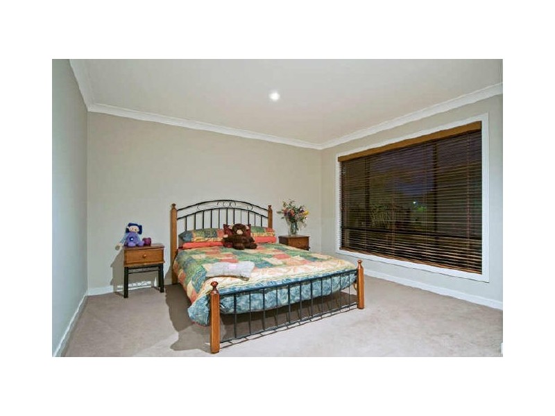 3 Drumbeat Place, Coomera Waters QLD 4209