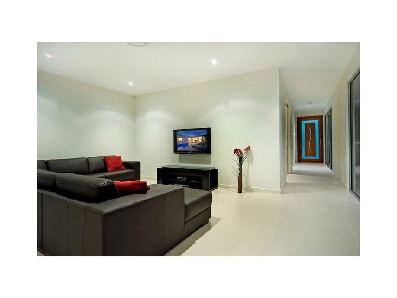 9 Morning Tide Lane, Coomera QLD 4209