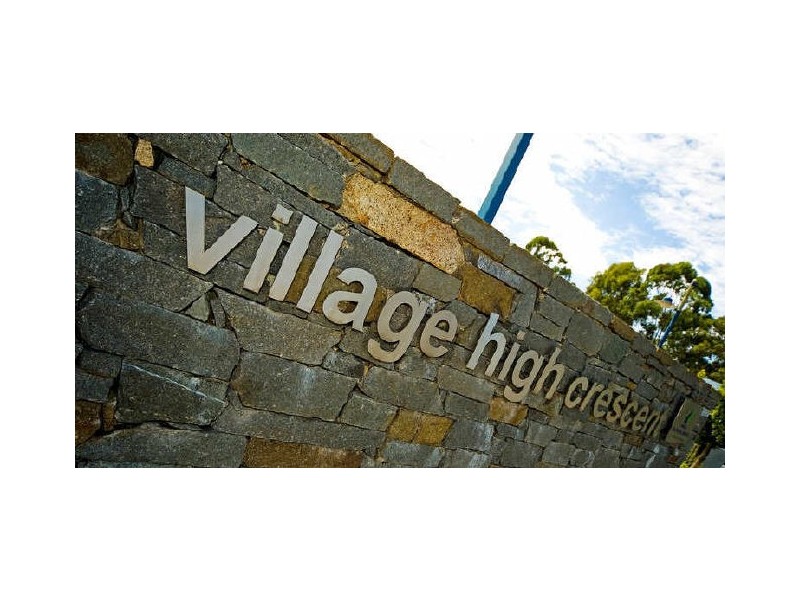 20 Village High Crescent, Coomera QLD 4209