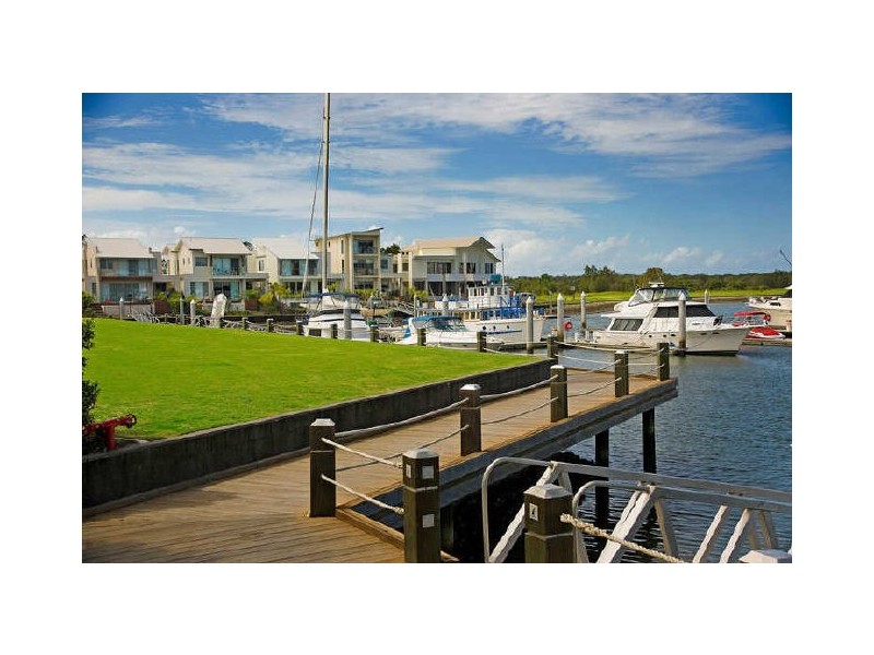 20 Village High Crescent, Coomera QLD 4209