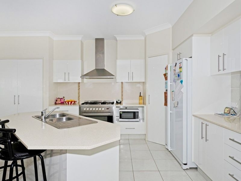 6 Picnic Creek Drive, Coomera QLD 4209