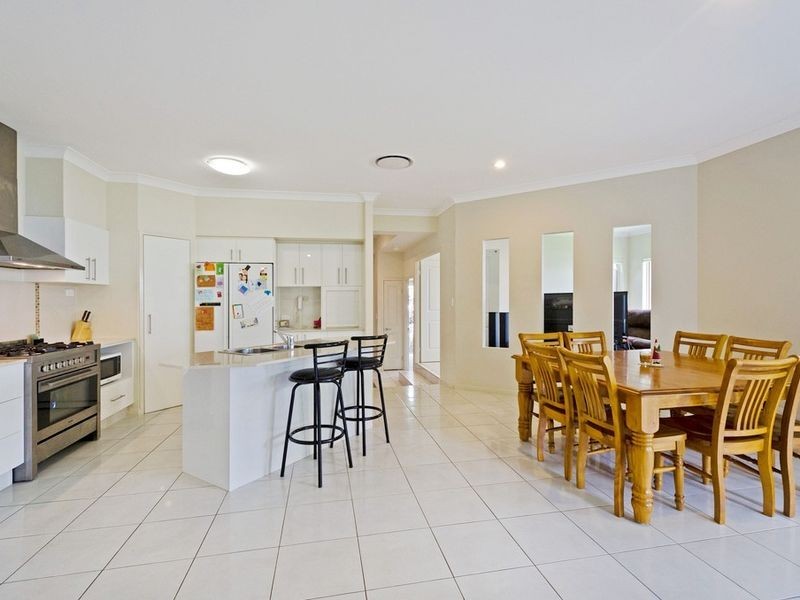 6 Picnic Creek Drive, Coomera QLD 4209