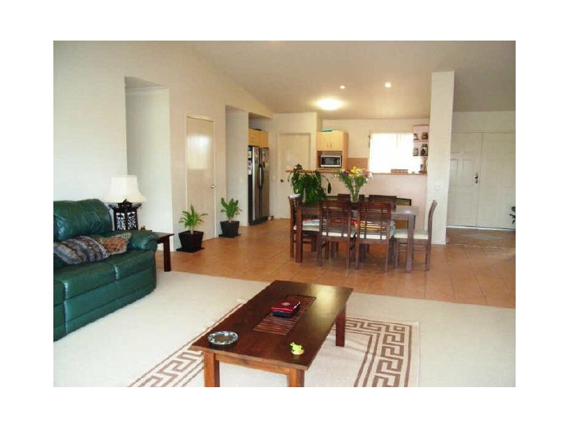 18 Riverbrooke Drive, Upper Coomera QLD 4209