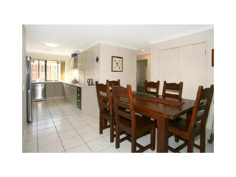 2/13 Bella Boulevard, Pimpama QLD 4209