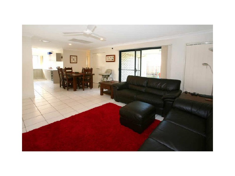 2/13 Bella Boulevard, Pimpama QLD 4209