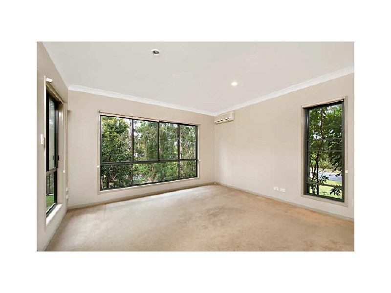 1 Jonathan Street, Upper Coomera QLD 4209