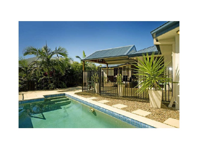 10 Helsal Court, Coomera QLD 4209