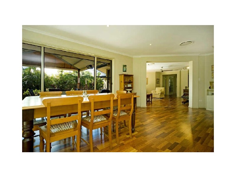 10 Helsal Court, Coomera QLD 4209