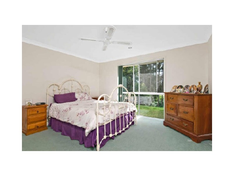 3 Waverley Park Close, Oxenford QLD 4210