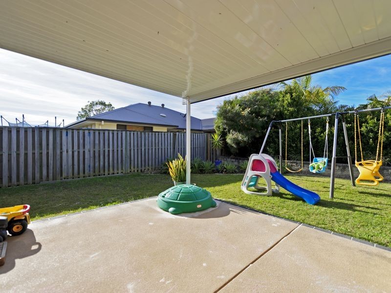 4 Sailaway Court, Coomera Waters QLD 4209