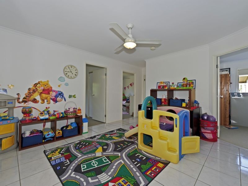 4 Sailaway Court, Coomera Waters QLD 4209