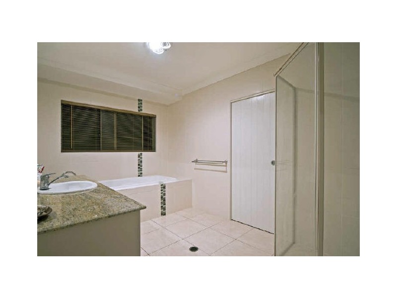 33 Solo Place, Coomera QLD 4209
