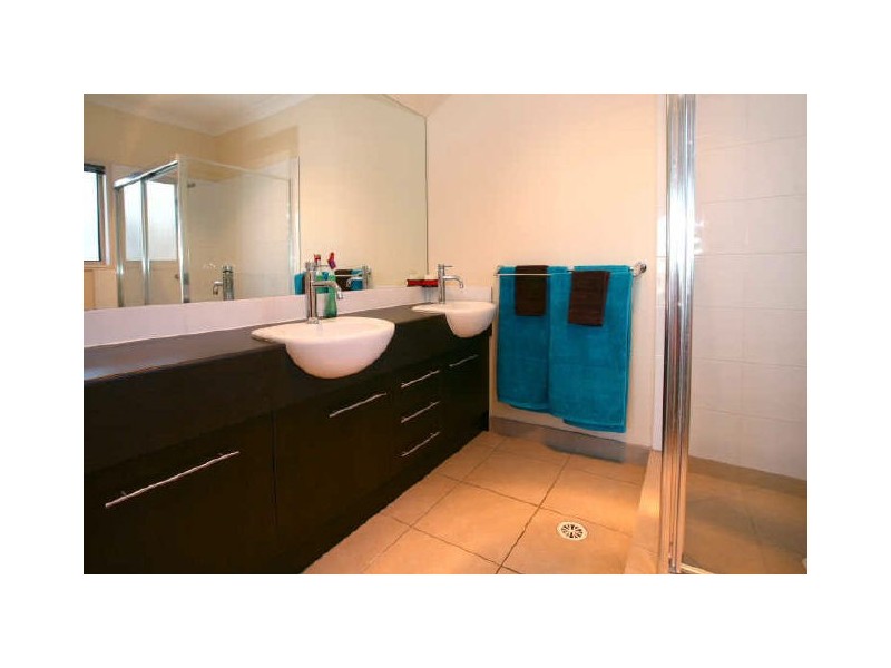 48 Nicola Way, Upper Coomera QLD 4209