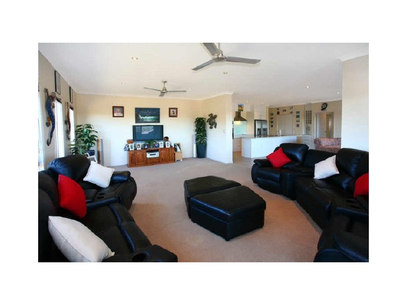 48 Nicola Way, Upper Coomera QLD 4209