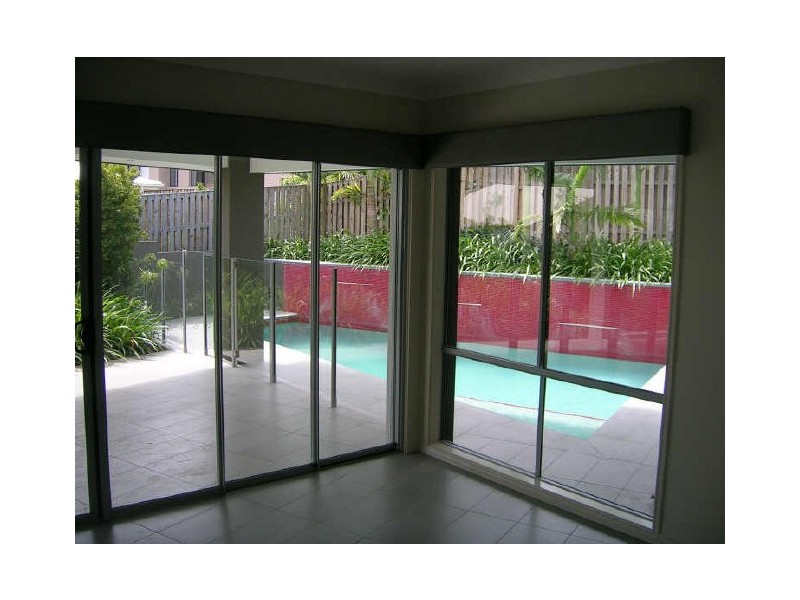 8 Rainlilly Court, Upper Coomera QLD 4209