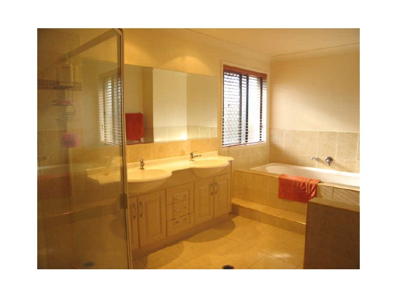 32 Nightjar Drive, Upper Coomera QLD 4209