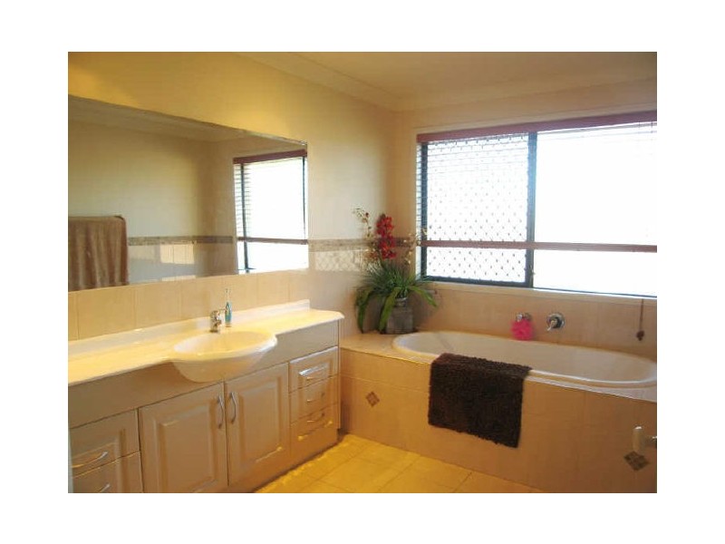 32 Nightjar Drive, Upper Coomera QLD 4209