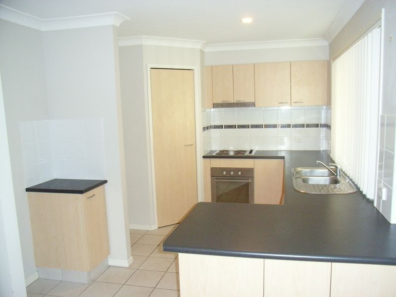 14 Rosefinch Street, Upper Coomera QLD 4209